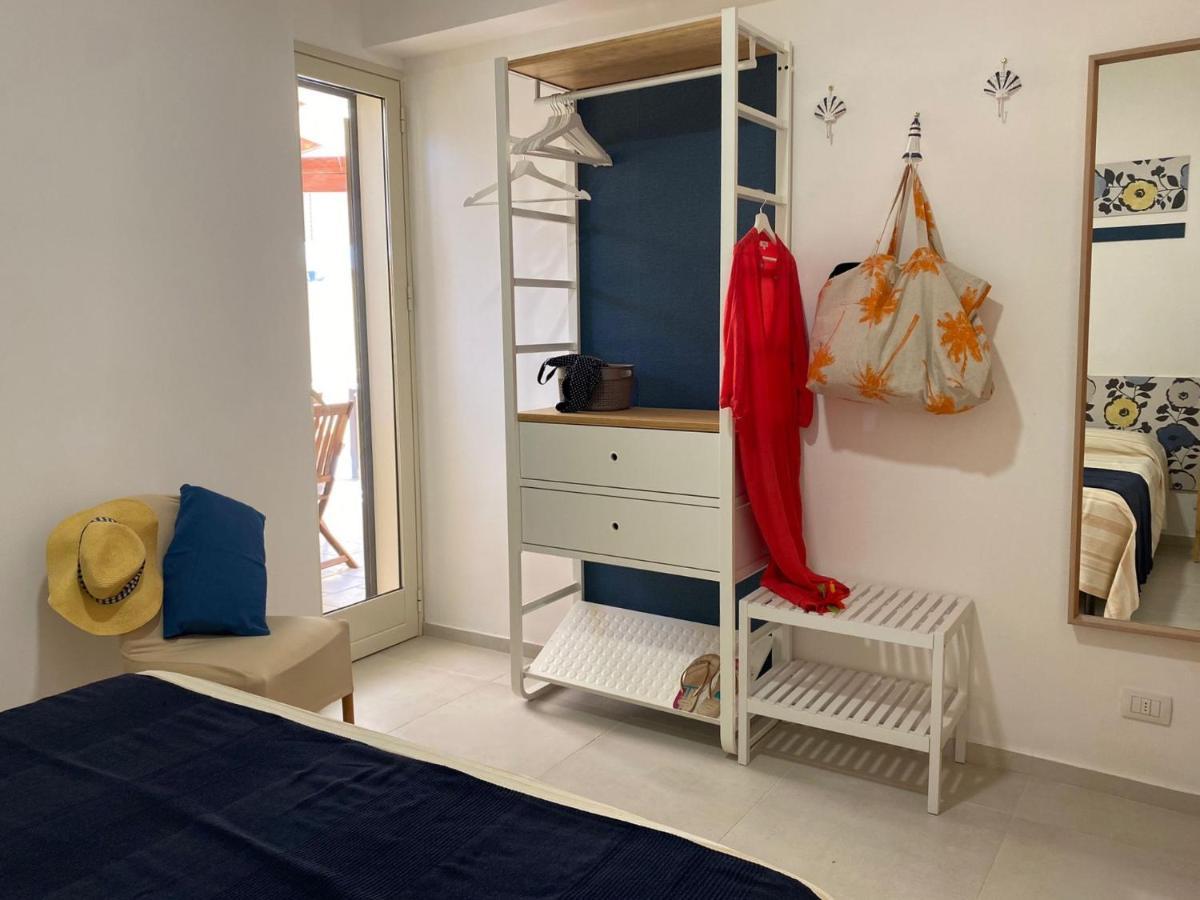 Casa Vacanze Il Giardino Dei Girasoli Marina di Ragusa Eksteriør bilde