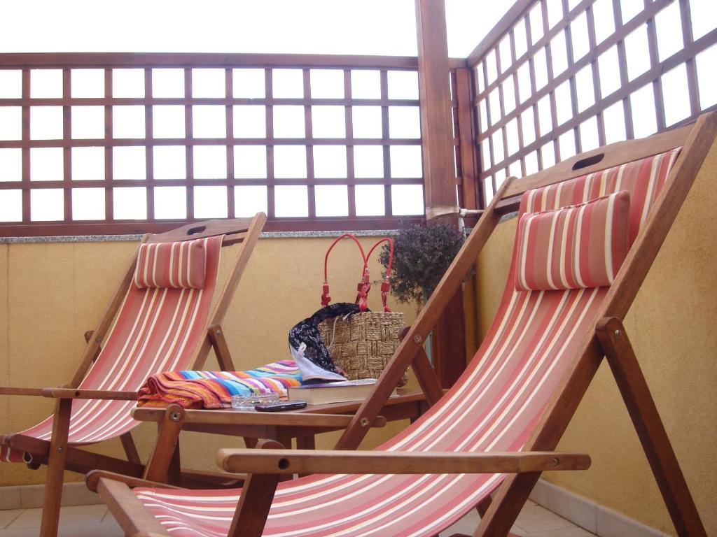 Casa Vacanze Il Giardino Dei Girasoli Marina di Ragusa Rom bilde
